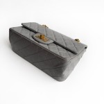 シャネル 2.55 リイシュー フラップバッグ エイジドカーフスキン